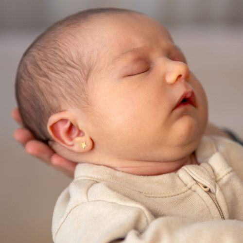 Brinco de Ouro 18K Estrela Tarraxa Baby