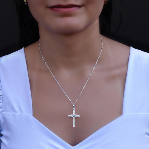 Pingente de Prata Cruz Infinito com Zircônia Branca 30x20